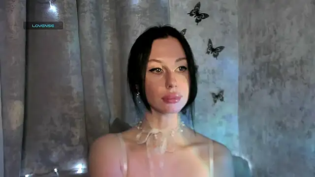 elenaaddiction's Live XXX Chat