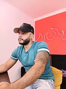 Mike_savage3 – Naživo XXX chat