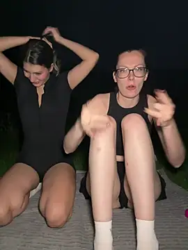 RussianGirls_: онлайн-секс-чат