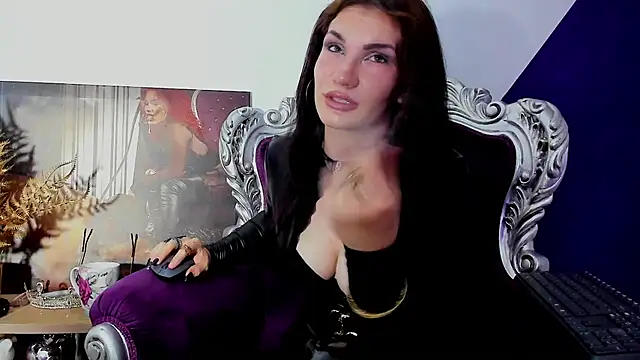 MistressKasandra's Live XXX Chat