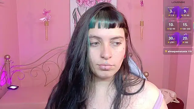 _sofia_smth_xx élő XXX-chatje