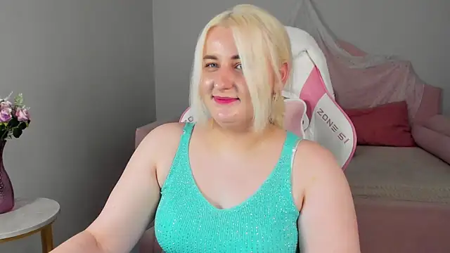LioraArdyn Chat XXX live