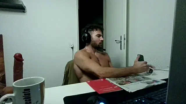 Chat XXX ao vivo de alpha-hunk