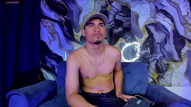 Ares_DAMM's Live XXX Chat