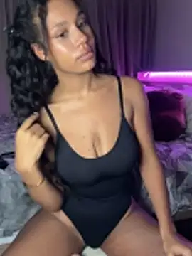 Онлайн чат XXX bambigirlxx