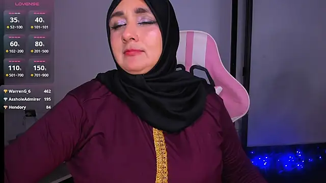 แชท XXX สดของ HijabiMilff