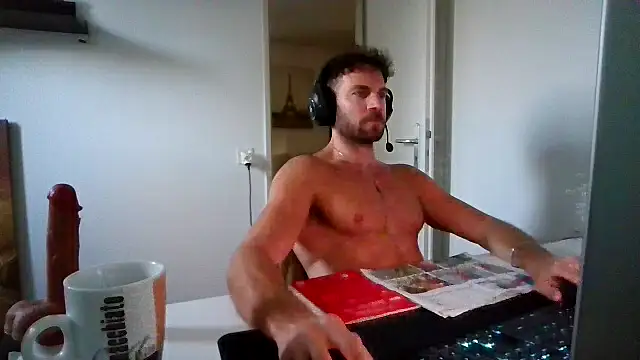 alpha-hunk Live XXX-Chat