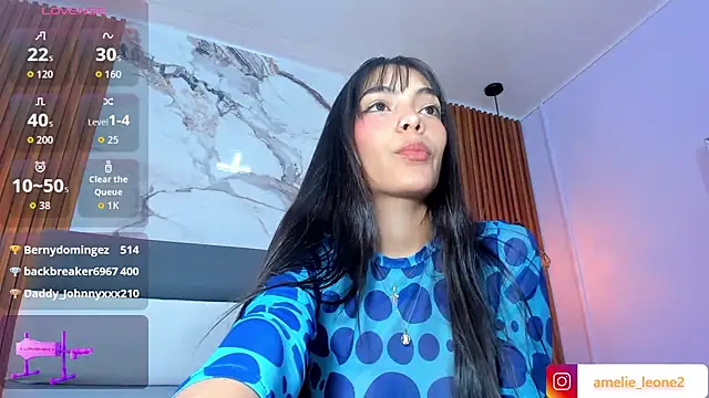AMELIELEONE's Live XXX Chat