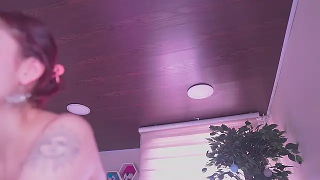 Chat XXX ao vivo de Rebecah_1
