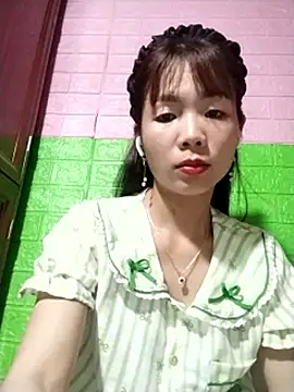 AmyLinee01 现场XXX聊天
