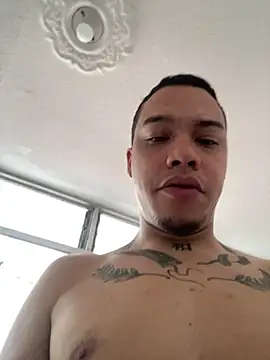 AlphaMasterXxx 라이브 XXX 채팅