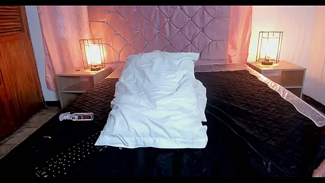 NayaKartern Live XXX chat