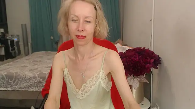 Chat +18 de LuxuryNika ao vivo