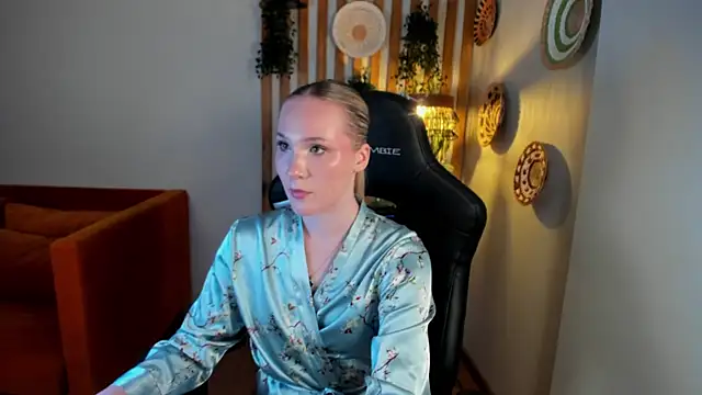 Chatroom XXX en direct de ElaraVoltage