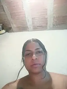 Chat XXX en directo de Giselabrunette25