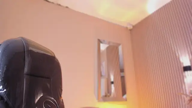 LisaLain Adlı Modelin Canlı XXX Sohbeti