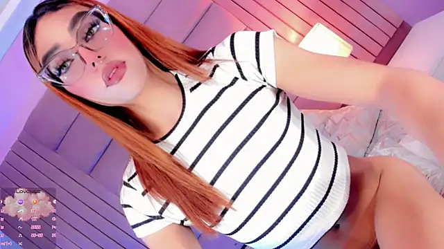 Camille_deluxe Adlı Modelin Canlı XXX Sohbeti