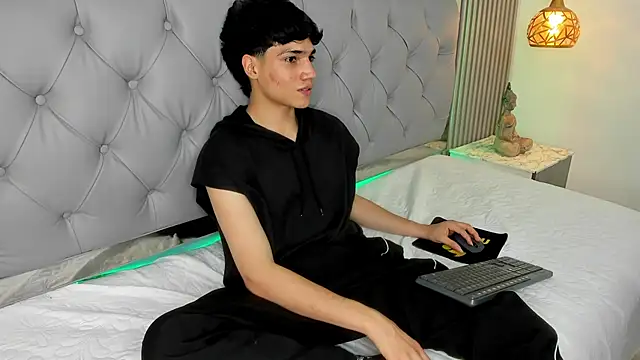 SamBlack_ Live XXX Chat
