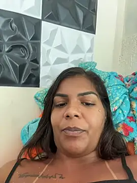Indiazinhax Chat XXX live