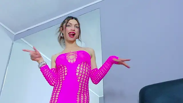 CassandraWhite élő XXX-chatje