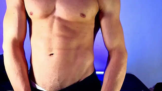 Luke_Muscle 即時 XXX 聊天