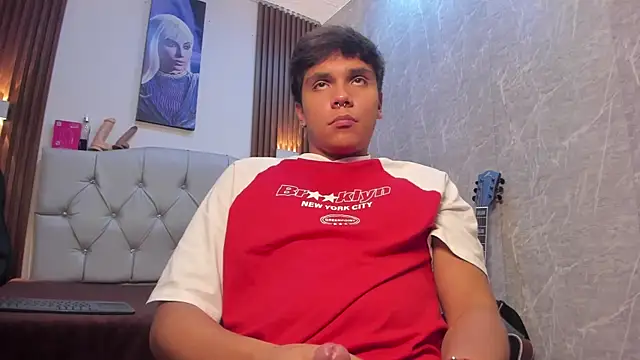 Thiago_Kozak Adlı Modelin Canlı XXX Sohbeti
