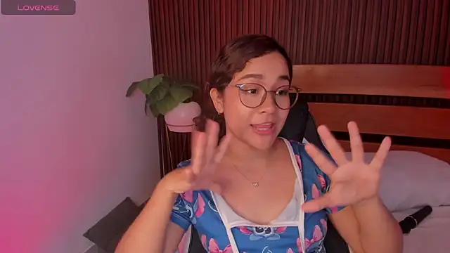 Živý XXX chat rossie_lanie_