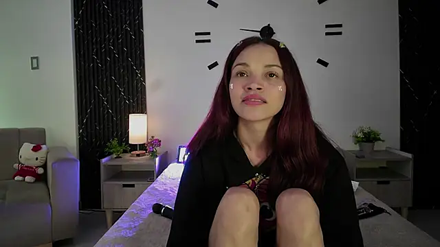 aurora_petitee's Live XXX Chat