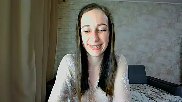 Anika_bloom Adlı Modelin Canlı XXX Sohbeti