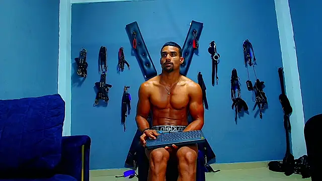 دردشة adonisdios22 الجنسية المباشرة