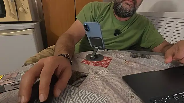 TARKAN1 Live XXX-chat
