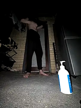 О нлайн чат XXX Smelly-Ewan-stinks