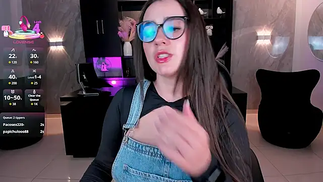 Chat XXX ao vivo de SarahRhodes_