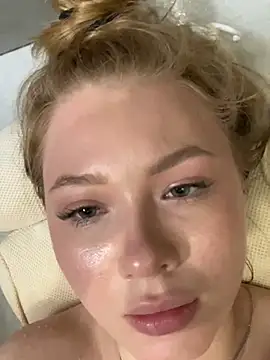 _Leya_: онлайн-секс-чат