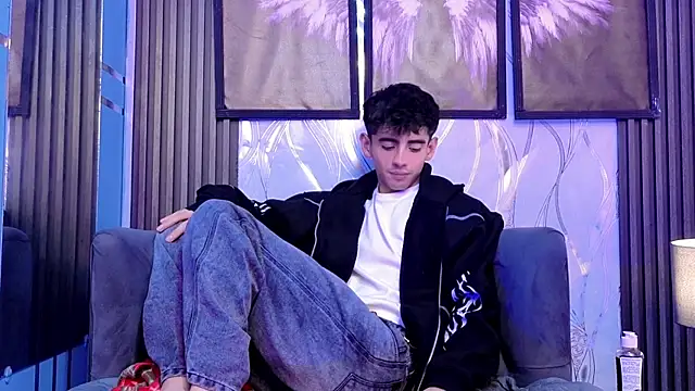 demian_hot99 XXX чат на живо