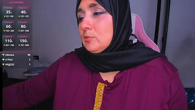 HijabiMilff's Live XXX Chat