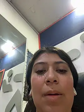 emilyjohanson's Live XXX Chat
