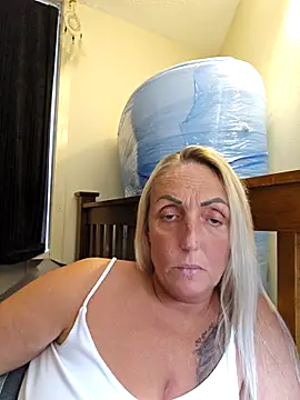 theblondecocklover Live XXX-chat
