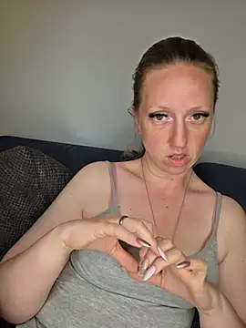 SweetGermanAlina 라이브 XXX 채팅