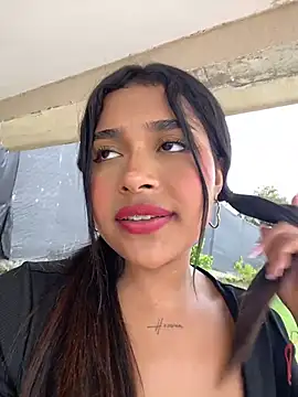 Mariangel_11's Live XXX Chat