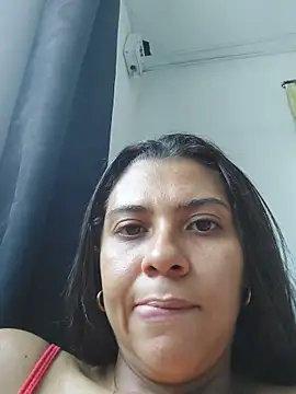دردشة CallMeHeaven الجنسية المباشرة