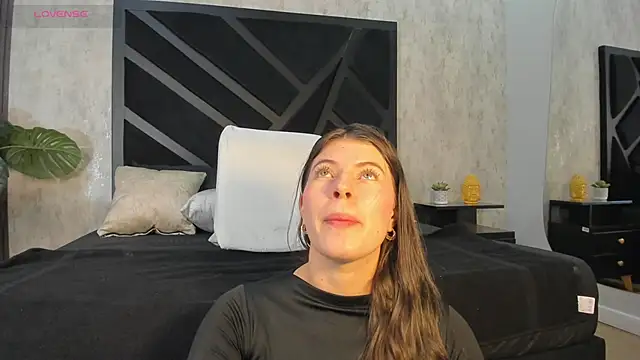 Živý XXX chat Hillary_myerss_