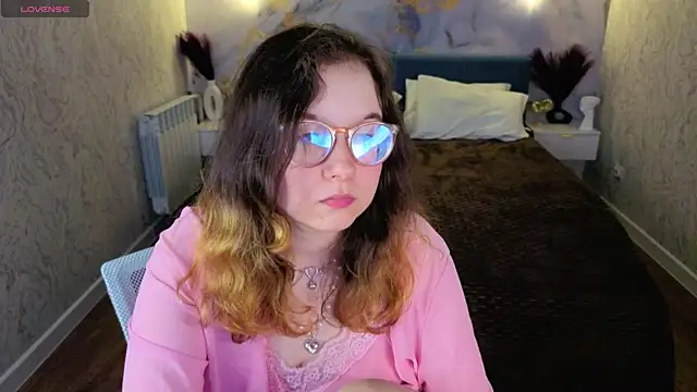 Aleks-caster Chat XXX in diretta