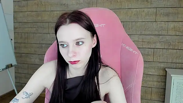 Živý XXX chat ArinaKubrick