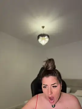 SophieRoouse's Live XXX Chat