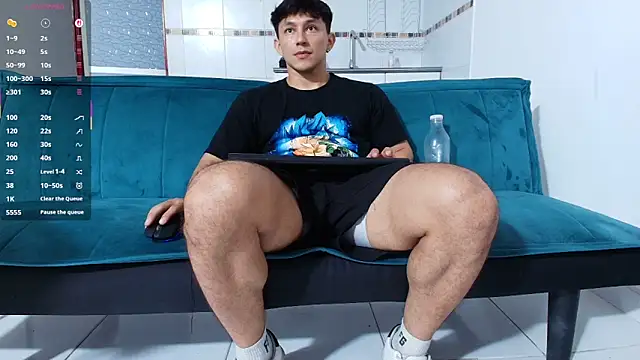 jacques_cardiet Adlı Modelin Canlı XXX Sohbeti