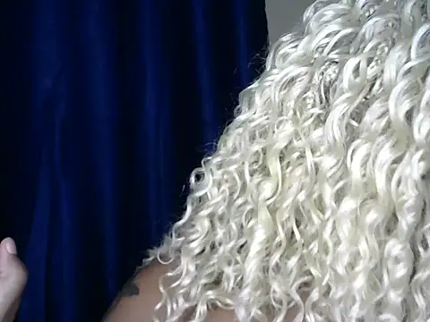 Chat XXX en directo de Spicequeen23