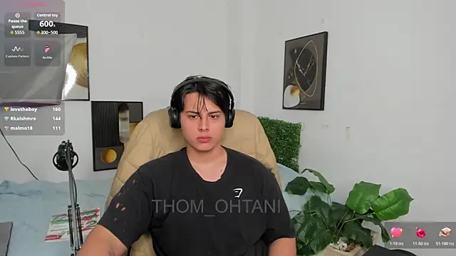 Czat XXX na żywo – Thom_Ohtani