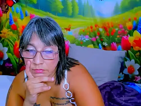 دردشة indianroxy الجنسية المباشرة