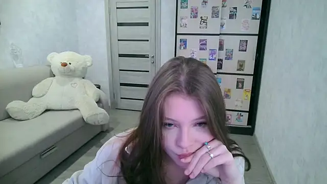 Chat XXX en directo de GinnyBlacky